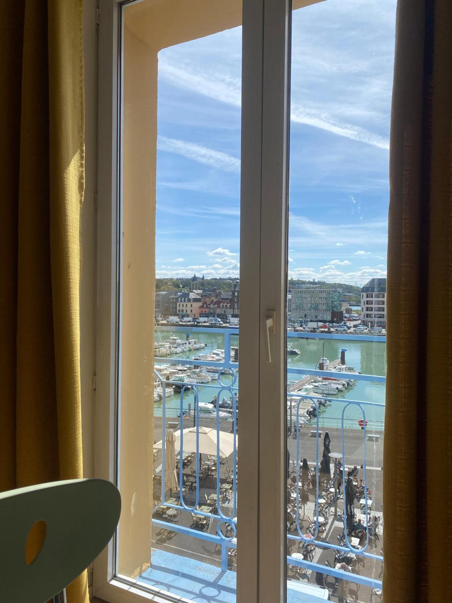 Etablissement 3 Etoiles Avec Ascenseur, 3 Appartements Lumineux Vue Port Avec Balcon, 200M De La Mer, Wifi Fibre, Tous Service Inclus Дьепп Экстерьер фото