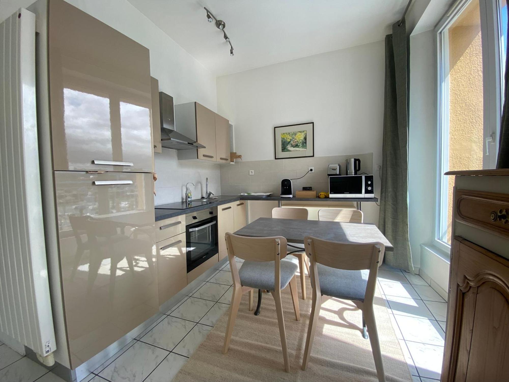 Etablissement 3 Etoiles Avec Ascenseur, 3 Appartements Lumineux Vue Port Avec Balcon, 200M De La Mer, Wifi Fibre, Tous Service Inclus Дьепп Экстерьер фото