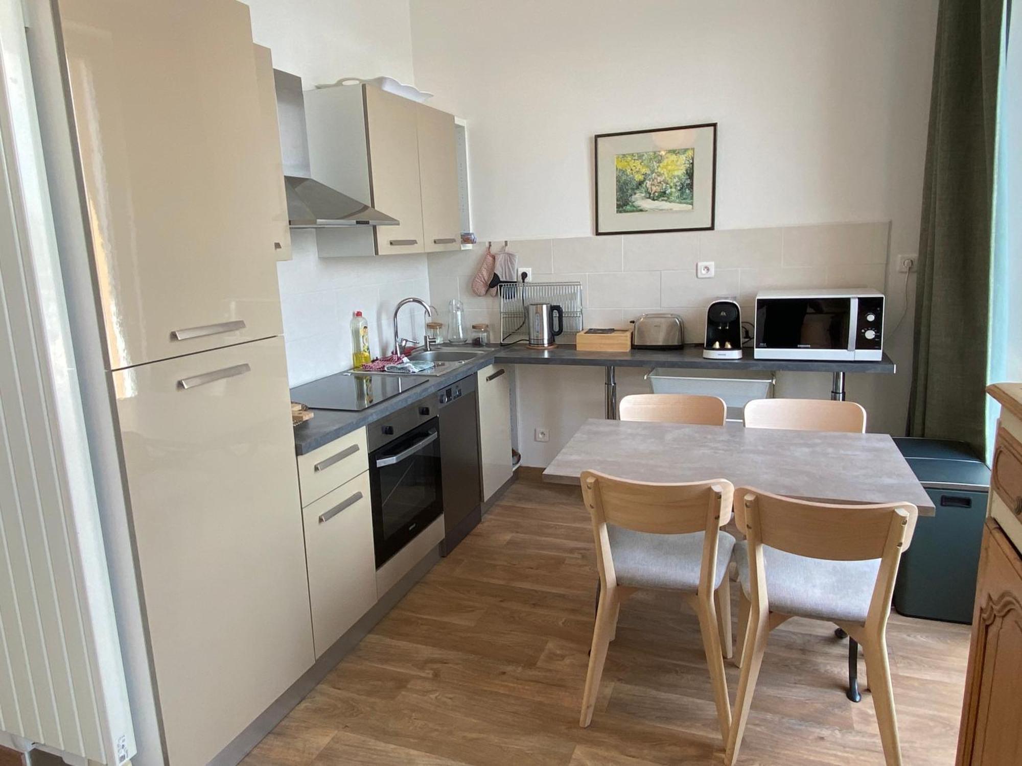 Etablissement 3 Etoiles Avec Ascenseur, 3 Appartements Lumineux Vue Port Avec Balcon, 200M De La Mer, Wifi Fibre, Tous Service Inclus Дьепп Экстерьер фото